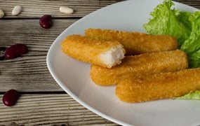 Iglo Backfischstäbchen mit zweierlei Bohnendipp