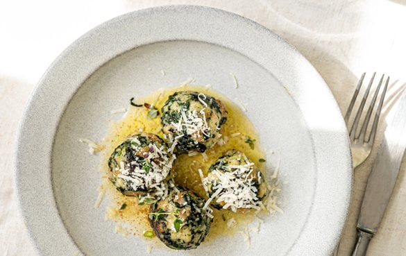 Spinatknödel mit Parmesan