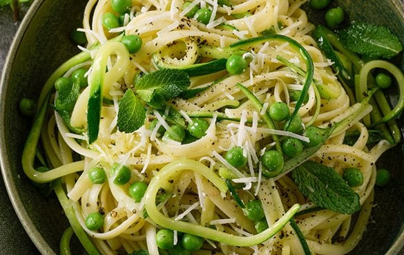 Erwecken Sie den Frühling: Pasta mit Erbsen